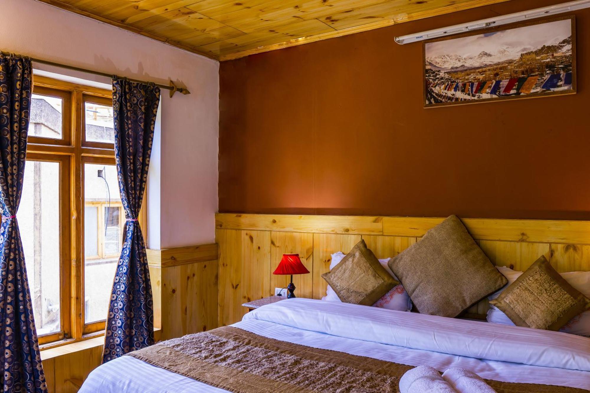 Rainbow Holiday Home เลห์ ภายนอก รูปภาพ